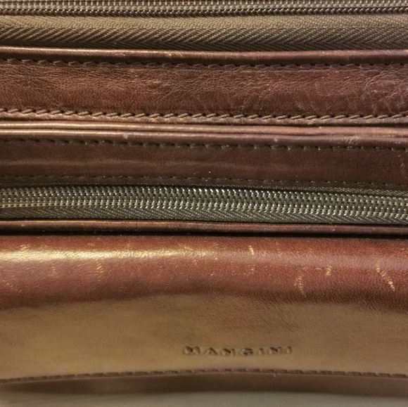 Mancini hand bag - Picture 9 of 9